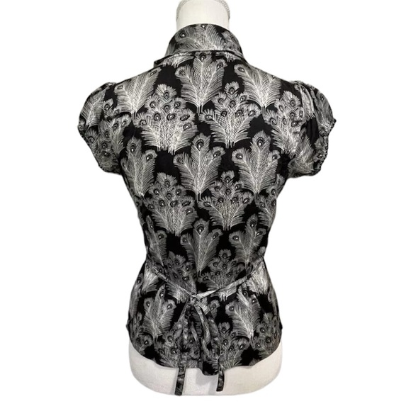 Free People Shirt Womens 0 Black Gray Peacock Feathers Silk Blouse Keyhole - Picture 10 of 10